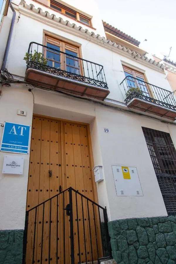 Barbatuke - Art & Hostel