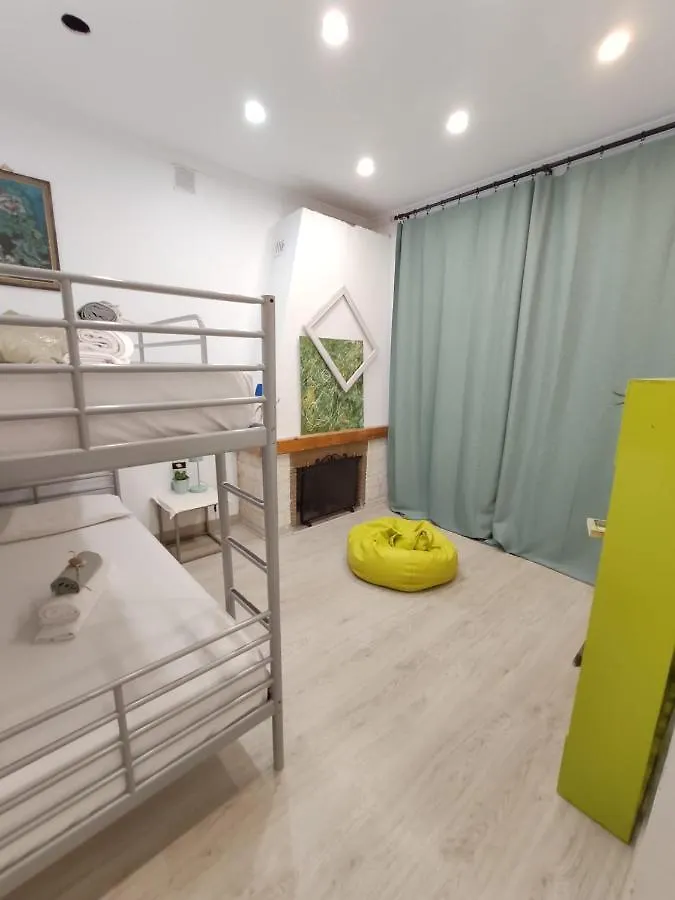 Barbatuke - Art & Hostel 0*, Málaga